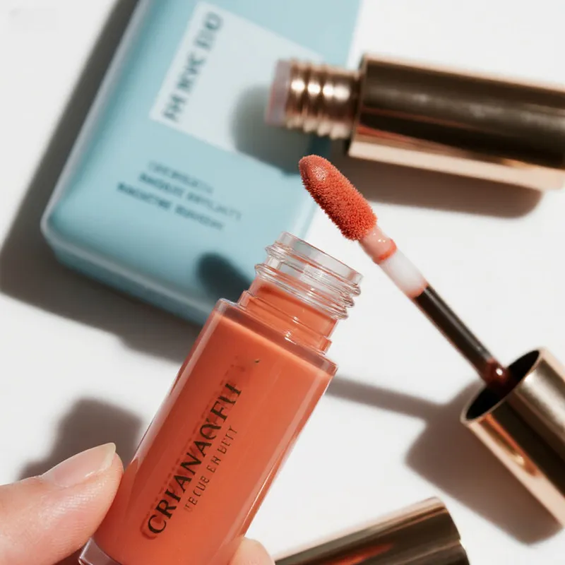 Zasebni sijaj za ustnice na Kitajskem